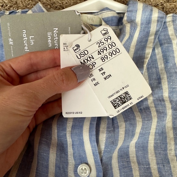 H&M Blue and White Striped Button Down Shirt Casual Fit - Picture 6 of 7